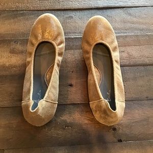 Gold slipper style ballet shoes, Ateaba, size 38. Brand new. Very comfortable.
